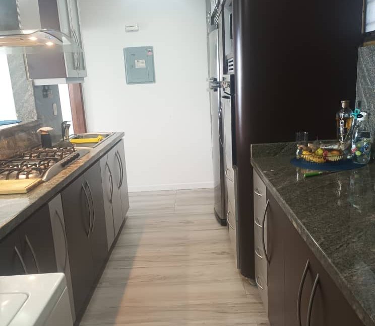 WhatsApp Image 2026-04-13 at 15.08.01 (1)